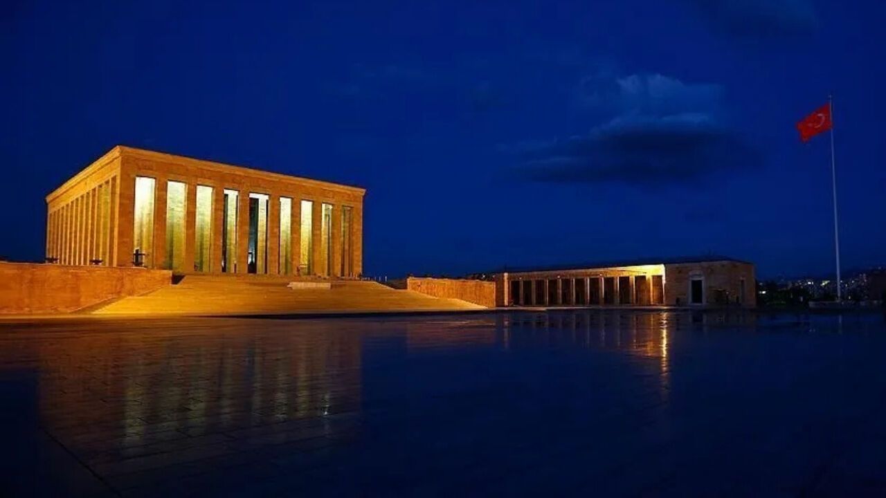 NATO Heyetinden Ankara Zirvesi Öncesi Anıtkabir Ziyareti