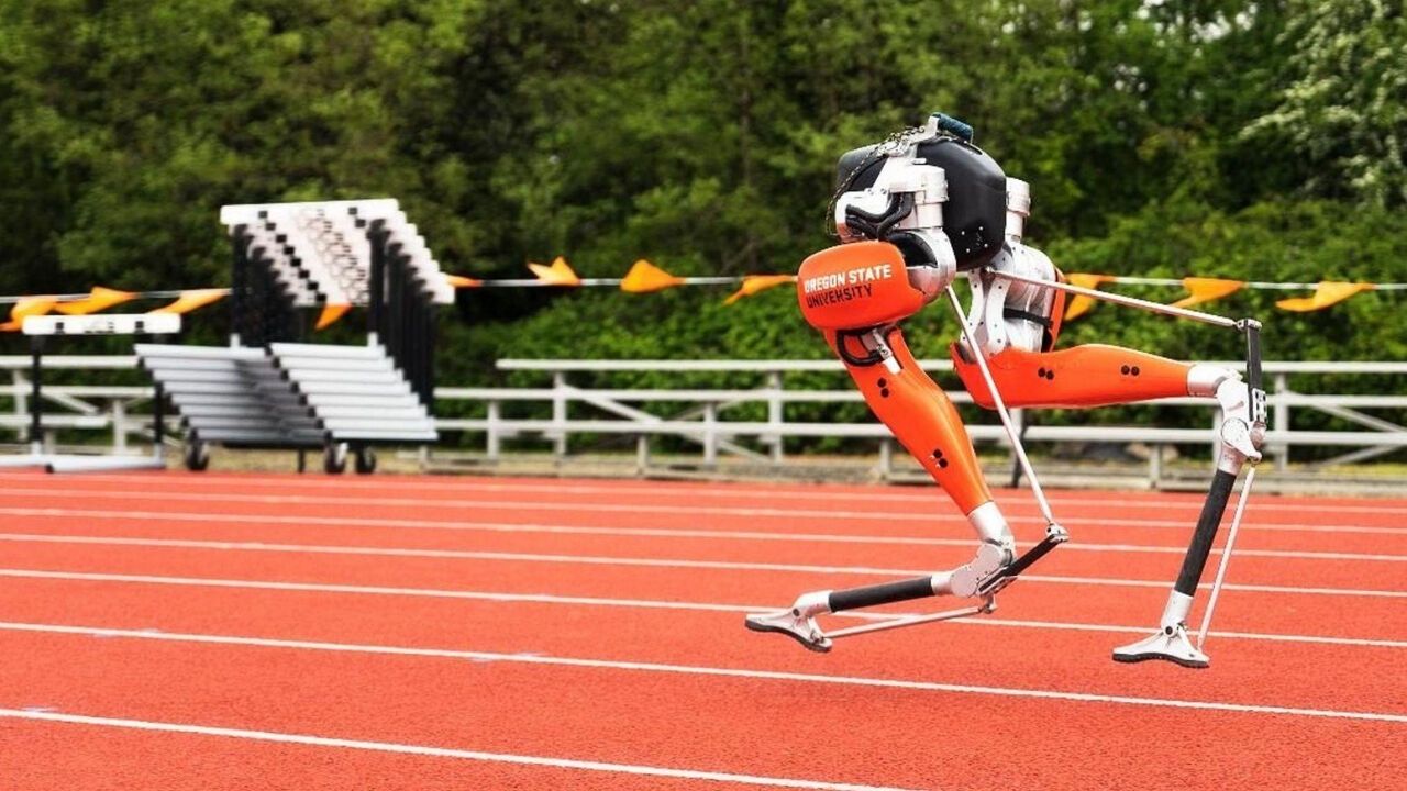 Robot Cassie Koşmayı Kendi Kendine Öğrendi