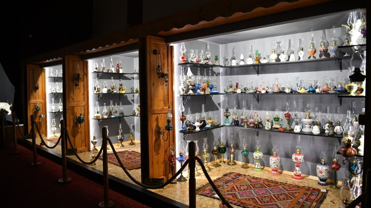 Beypazarı'ndaki Gaz Lambası Müzesi Ziyaretçilerini Ağırlıyor