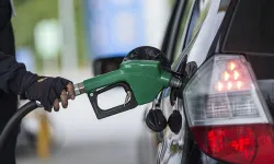 Motorine Dev Zam Yolda: Ankara'da Litre Fiyatı 90 TL Sınırını Aşıyor