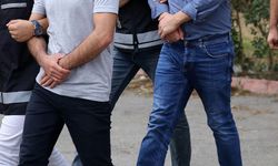 Aksaray'da Otomobilden Hırsızlık Yapan Şüpheliler Tutuklandı