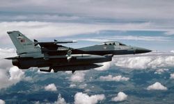 Türk Hava Kuvvetlerinden Kıbrıs Semalarında Eğitim Uçuşu