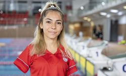 Sevilay Öztürk, Avrupa Paralimpik Yüzme’de Şampiyon Oldu
