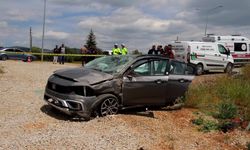 Uşak’ta Otomobil Kazası: 1 Ölü, 2 Yaralı