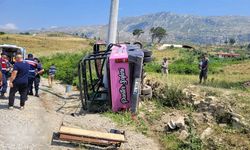 Antalya'da Safari Araçları Çarpıştı: 16 Kişi Yaralandı