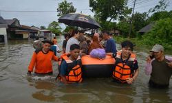 Endonezya'da Heyelan ve Sel: Ölü Sayısı 67'ye Çıktı