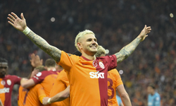 İcardi'den Galatasaray Taraftarlarına İmzalı Krampon