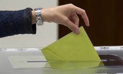 Kazakistan Vatandaşları Ankara’da Sandık Başında