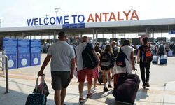 Antalya, Tüm Zamanların Turist Rekorunu Kırdı!