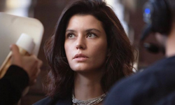 Beren Saat'in "Gizli Dolap" Filmindeki Partnerleri Belli Oldu