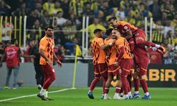 Dev Derbide Galatasaray Rüzgarı: Fenerbahçe Evinde Dağıldı