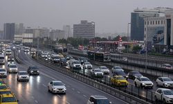 İstanbul'da Haftanın İlk İş Gününde Yoğun Trafik