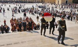 Ankara Kulübü Derneği Anıtkabir'de