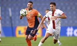 Başakşehir, Rapid Wien'e Kendi Sahasında 2-1 Mağlup Oldu