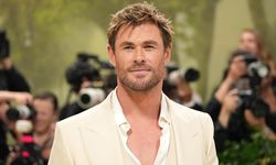 Chris Hemsworth ‘Beceriksiz Aptal’ Prensi Oynayacak