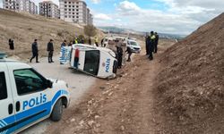 Çorum'da 'Dur' İhtarı Kaza Getirdi: Polis Aracı Takla Attı!