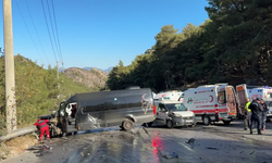 Fethiye'de Zincirleme Trafik Kazası: 5 Yaralı