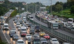 Haftanın İlk İş Gününde İstanbul Trafiği Yoğunlaştı!