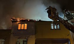 İstanbul’da Gece Yarısı Yangın: 3 Katlı Bina Kül Olmaktan Kurtuldu!