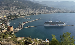 Alanya'ya "Riviera" Kruvaziyeri 1209 Turist Getirdi