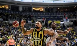 Fenerbahçe Beko İtalya'dan Zaferle Döndü