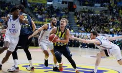 Fenerbahçe Beko, Anadolu Efes’i 86-72 ile Geçti