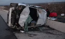 Kilis’te Feci Kaza! Takla Atan Otomobildeki 5 Kişi Yaralandı