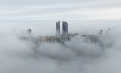 Ankara Sisli Bir Güne Uyandı