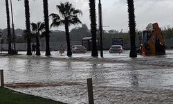 Antalya Şiddetli Yağışa Teslim Oldu