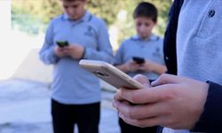 Belçika Okullarında Telefon Kullanımı Yasaklanıyor