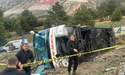 Isparta’da Yolcu Otobüsü Devrildi! Ölü ve Yaralılar Var