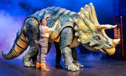 ‘Dinosaur World Live’ Tiyatrosu Ankara’da Sahne Aldı