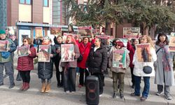 Hayvanseverlerden Mamak Belediyesi Önünde Protesto