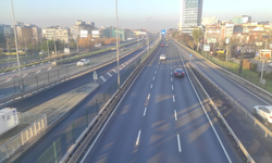 İstanbul’da 2025’in İlk Günü Yollar Boş Kaldı