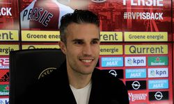 Feyenoord Robin van Persie'ye Emanet