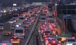 İstanbul'da Sevgililer Günü, Trafiği Kilitledi