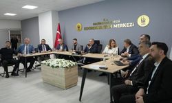 Keçiören Belediye Başkanı Karla Mücadeleyi Koordine Ediyor