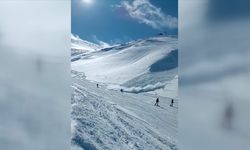 Palandöken'de Korku Dolu Anlar! Kuzey Pistine Çığ Düştü