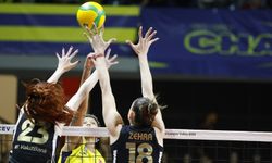 VakıfBank Fenerbahçe’yi Devirdi: Adını Yarı Finale Yazdırdı!