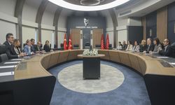 Siyasilerden CHP’ye Destek Ziyaretleri Sürüyor
