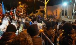 Ankara'da İzinsiz Gösteriye Müdahale! 5 Polis Yaralandı