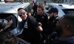 ABD’de ICE Merkezi Önünde Protesto Düzenlendi