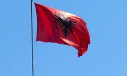 AB'den Arnavutluk'a Yeni Küme Adımı