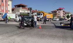 Afyonkarahisar’da Trafik Kazası! 2 Araç Çarpıştı: 1’i Ağır 3 Yaralı