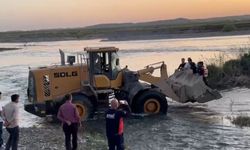 Batman Çayı'nda Sular Yükseldi, 25 Piknikçi Mahsur Kaldı