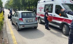 Bolu’da Yaya Geçidinde Otomobilin Çarptığı Anne Ve Kızı Yaralandı