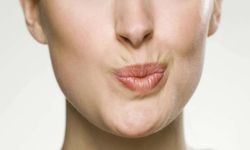 Dudak Üstü Kırışıklıkları Nasıl Geçer?
