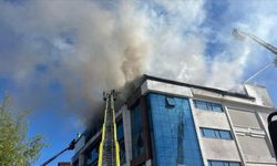 Esenyurt’ta 5 Katlı Tekstil Atölyesinde Yangın Çıktı