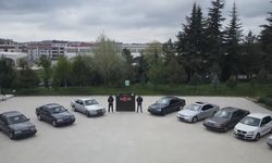 Eskişehir'de Kaçak Otomobil Operasyonu: 2 Gözaltı