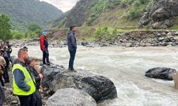Hakkari’de Akıntıya Kapılan Genci Arama Çalışmaları Dördüncü Gününde